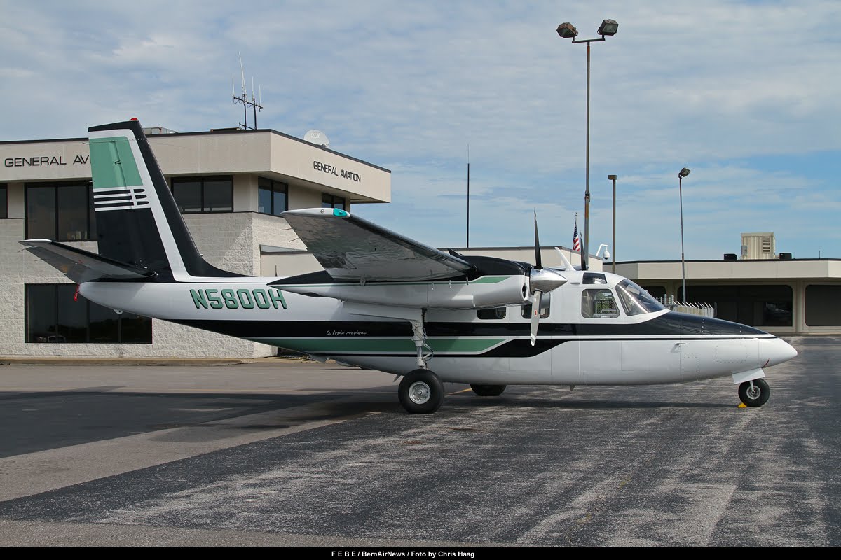 photo Chris Haag @ KPKB Mid Ohio Valley Regional Airport WV, JUN10/10