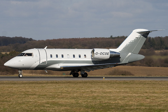 G-OCSE Challenger 605.jpg