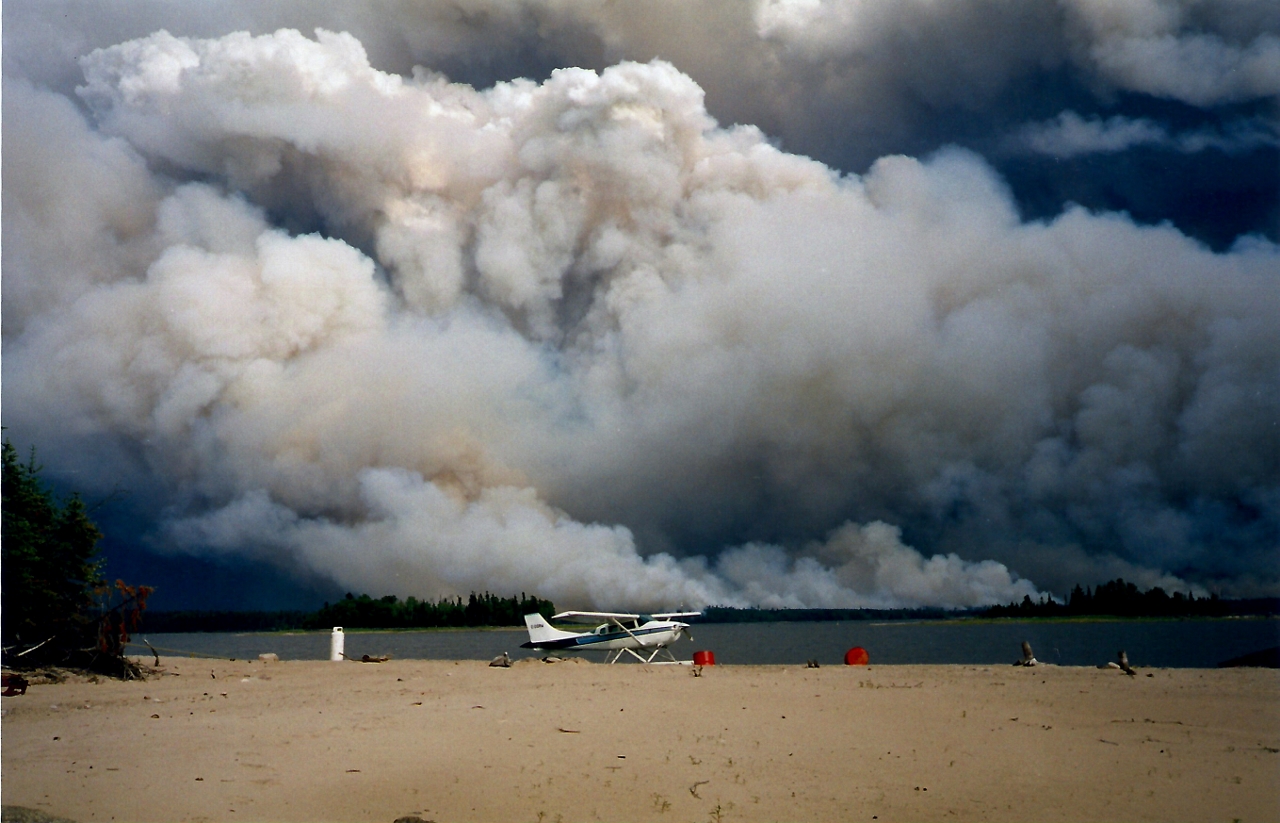 Sioux Lookout fire of 2003