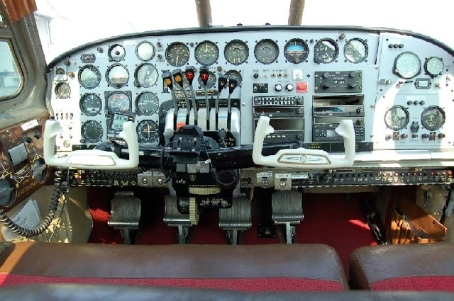 Twin Bonanza panel.jpg